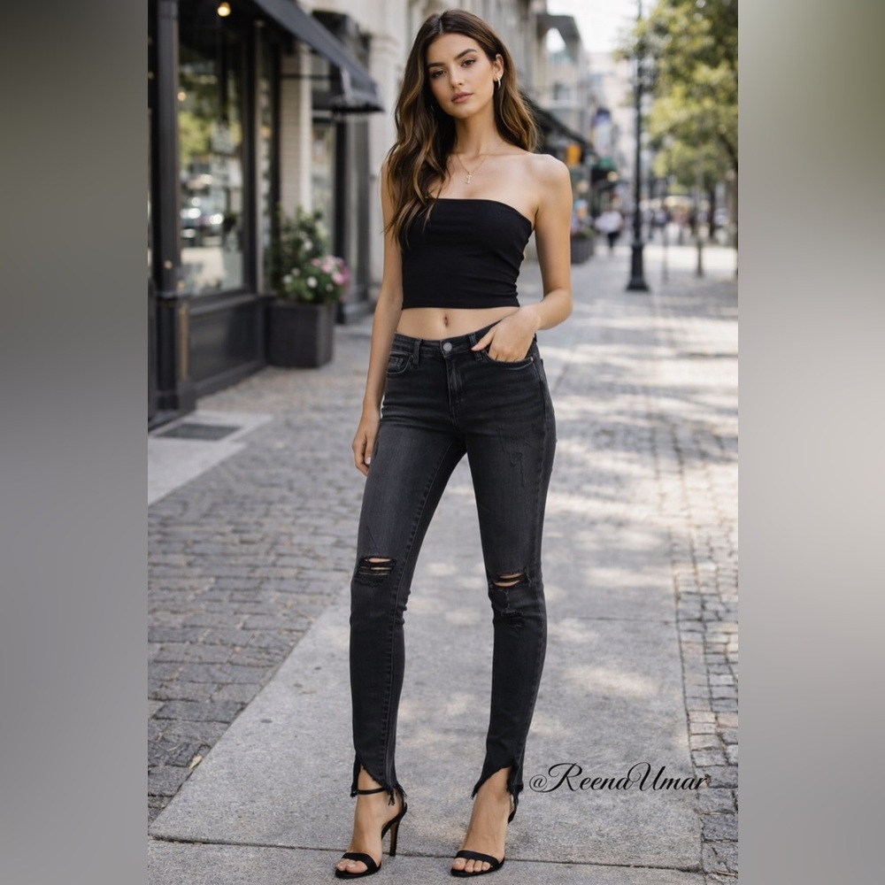 FRAME Le Skinny de Jeanne Distressed Frayed Hem Jeans – Size 26